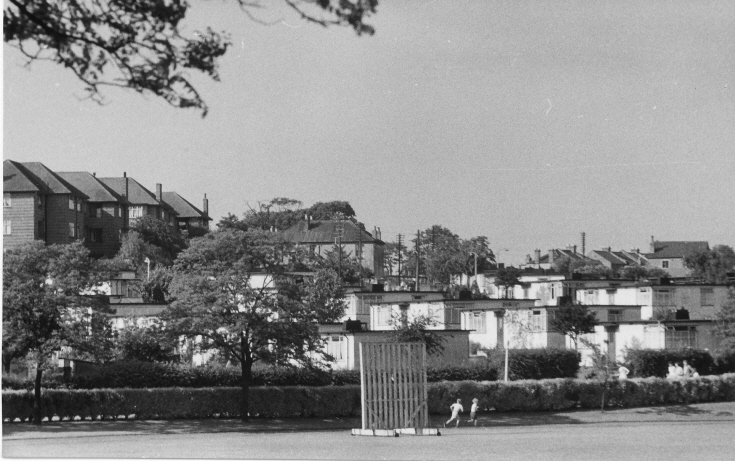 East Road, N11