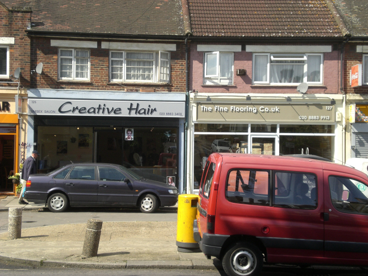 Colney Hatch Lane, Museell Hill N10