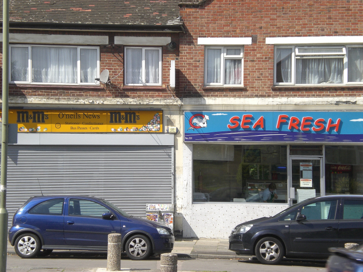 Colney Hatch Lane, Museell Hill N10
