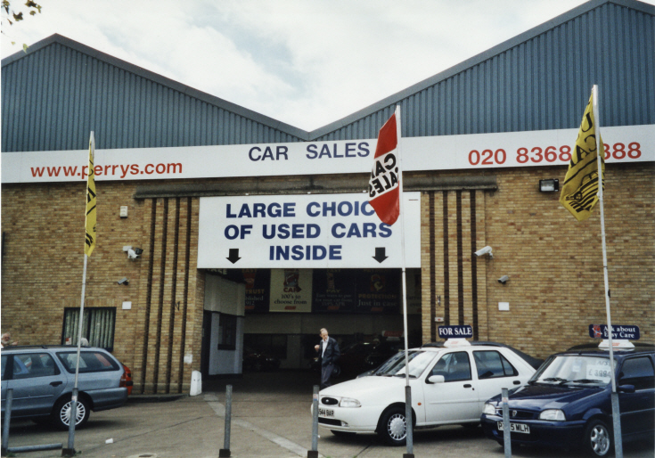 Perry's, Colney Hatch Lane