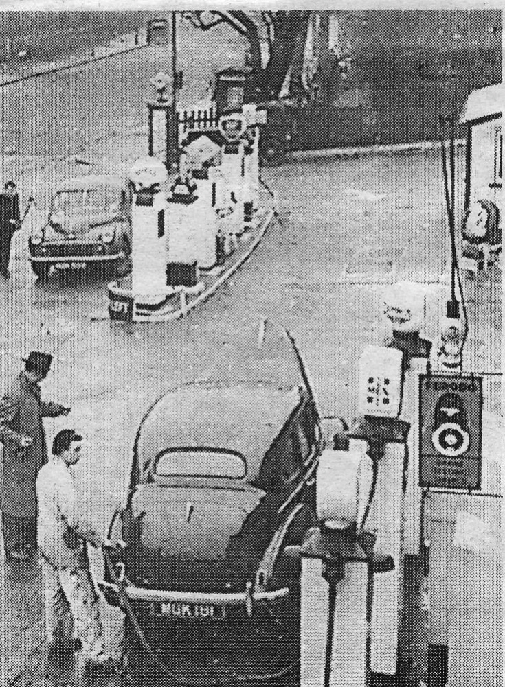 Palmsville Garage, Colney Hatch Lane