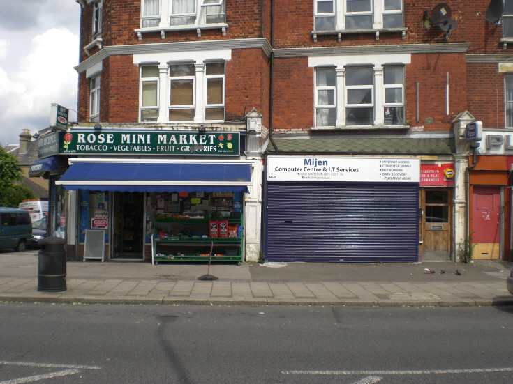 Friern Barnet Road, N11