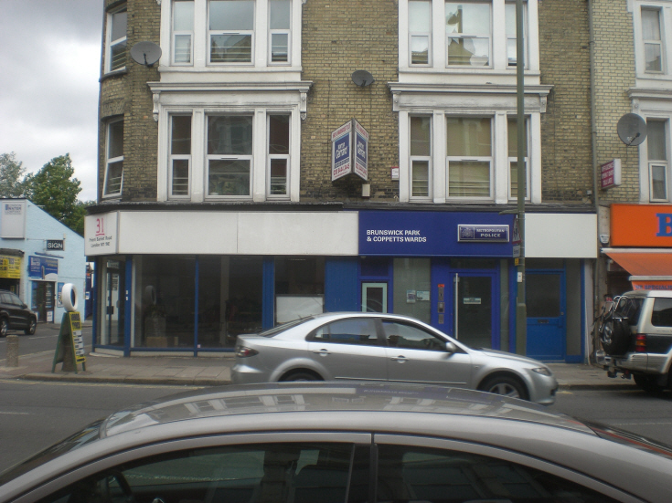 Friern Barnet Road, N11