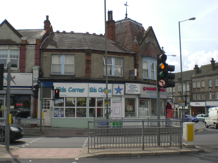 Friern Barnet Road, N11