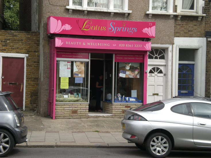 Friern Barnet Road, N11