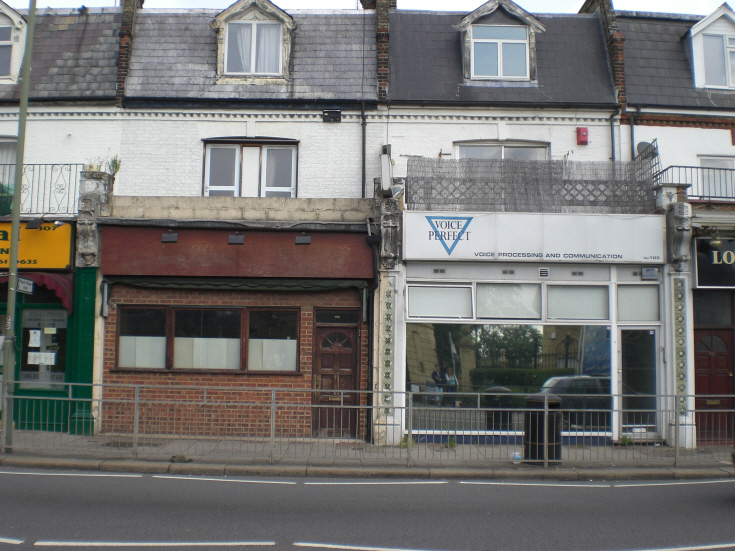 Friern Barnet Road, N11