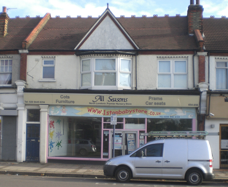 High Road, North Finchley