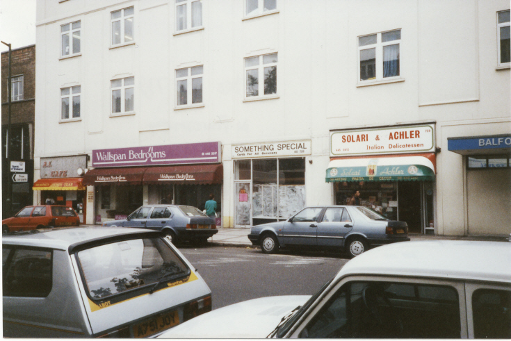High Road, North Finchley