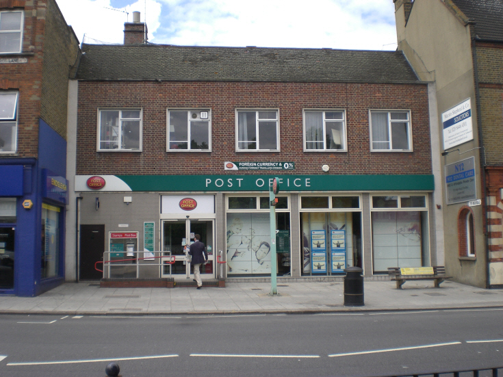 High Road, North Finchley