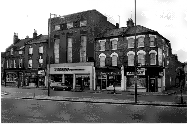 High Road, North Finchley