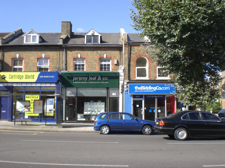 High Road, North Finchley