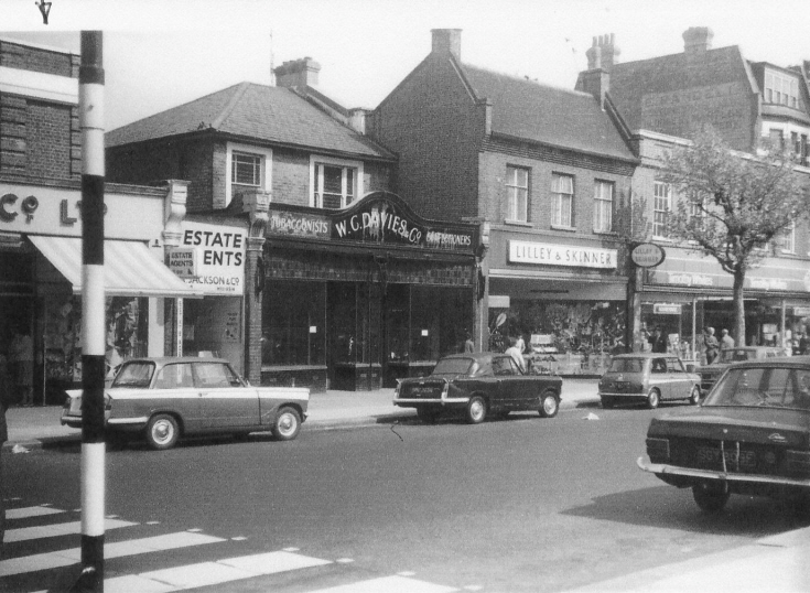 High Road, North Finchley