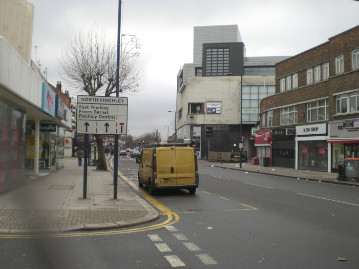 High Road, North Finchley