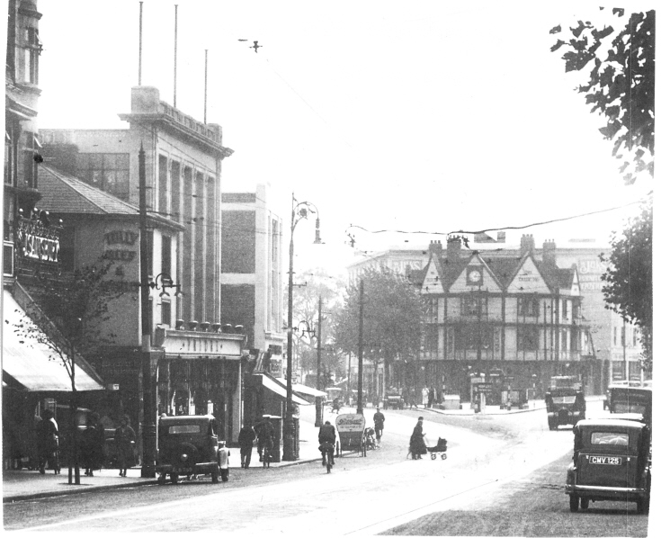 High Road, North Finchley