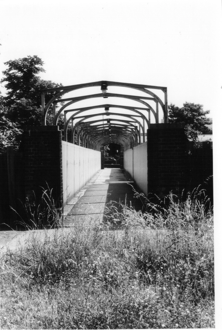 New Southgate Station
