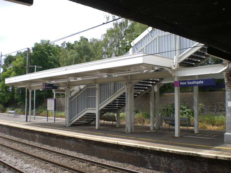 New Southgate Station