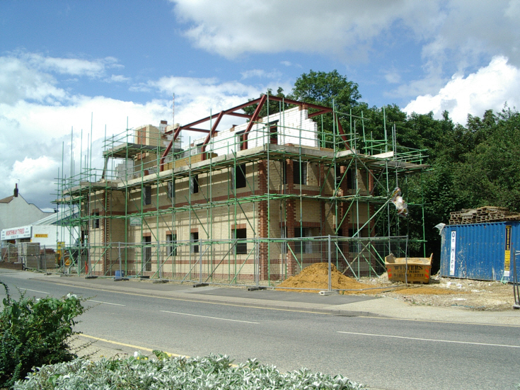 Oakleigh Road North, N20