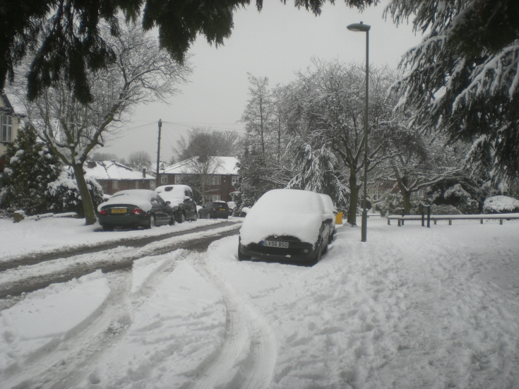 Raleigh Drive, N20