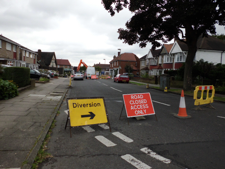 Raleigh Drive, N20