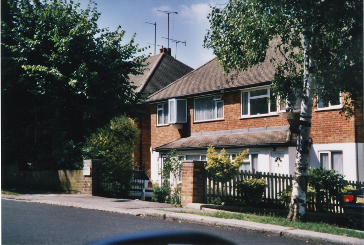 Torrington Park, N12