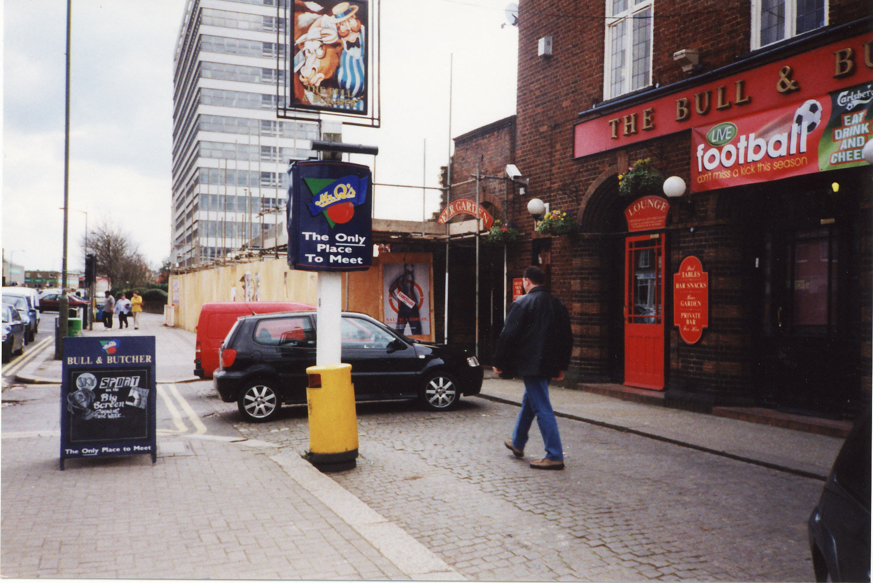 Bull & Butcher, 1277 High Road, Whetstone
