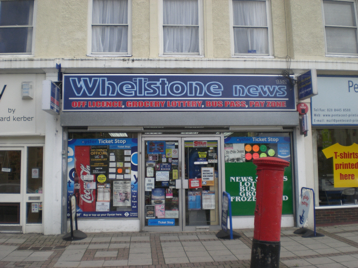 High Road, Whetstone