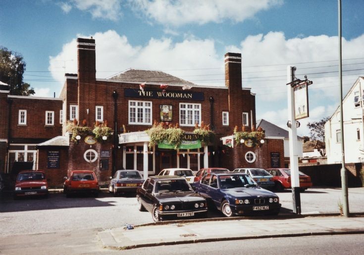 The Woodman, 418 Oakleigh Road North