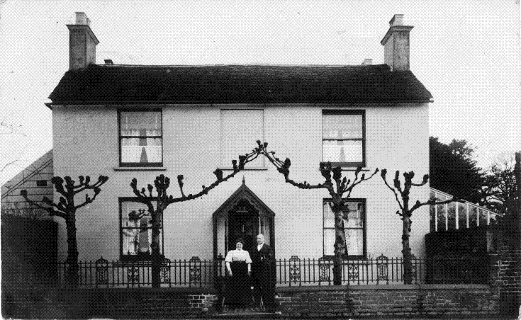 High Road, Whetstone