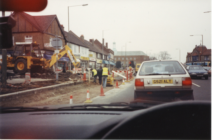 Woodhouse Road, N12