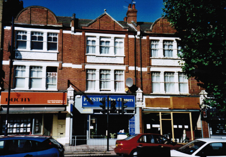 High Road, North Finchley