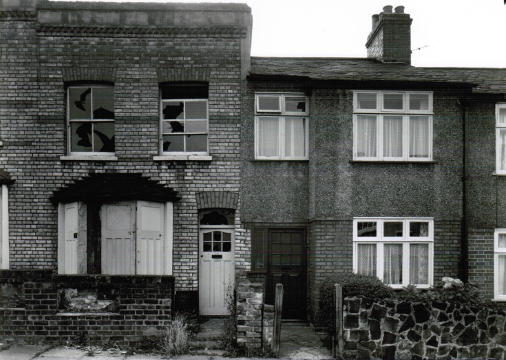 The Avenue, N11