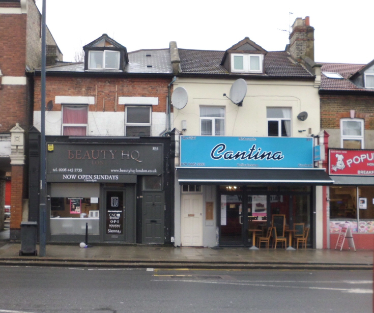 High Road, North Finchley