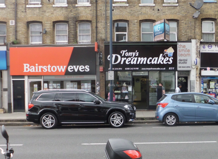High Road, North Finchley