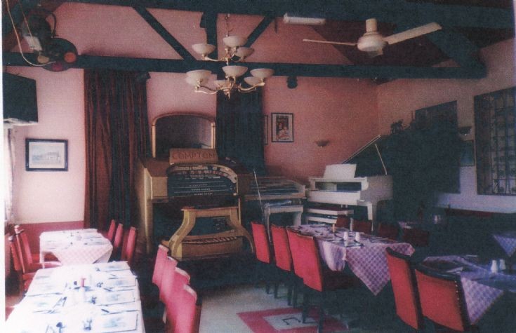 Gaumont, North Finchley