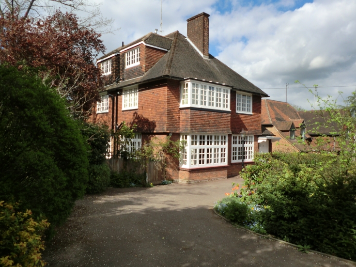 Oakleigh Park South, N20