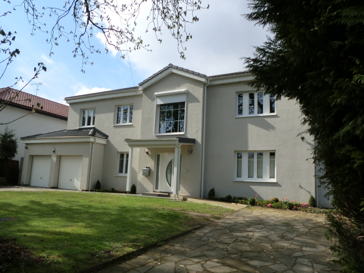 Oakleigh Park North, N20