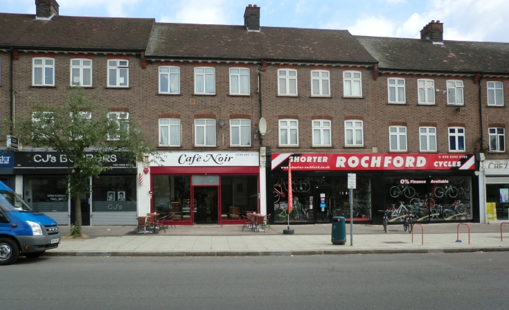 Woodhouse Road, N12