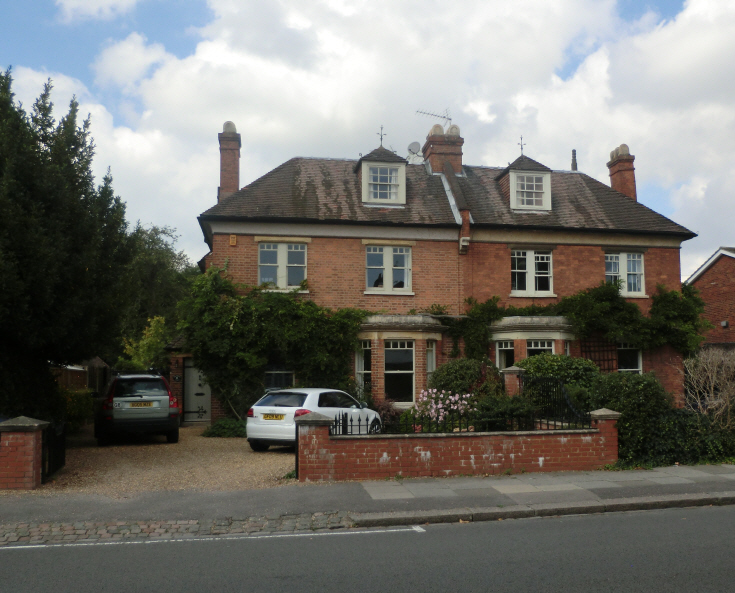 Myddelton Park, N20