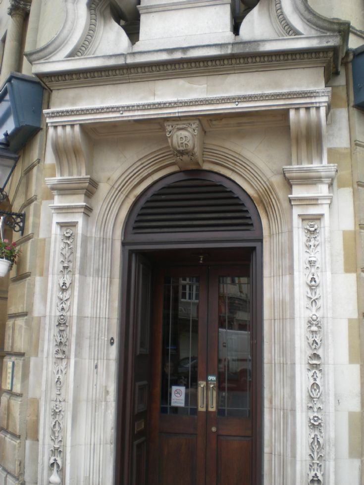 Friern Barnet Road, N11