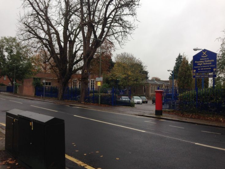 Finchley Catholic High School, Woodside Park