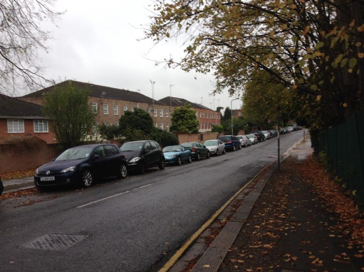 Holden Road, Woodside Park