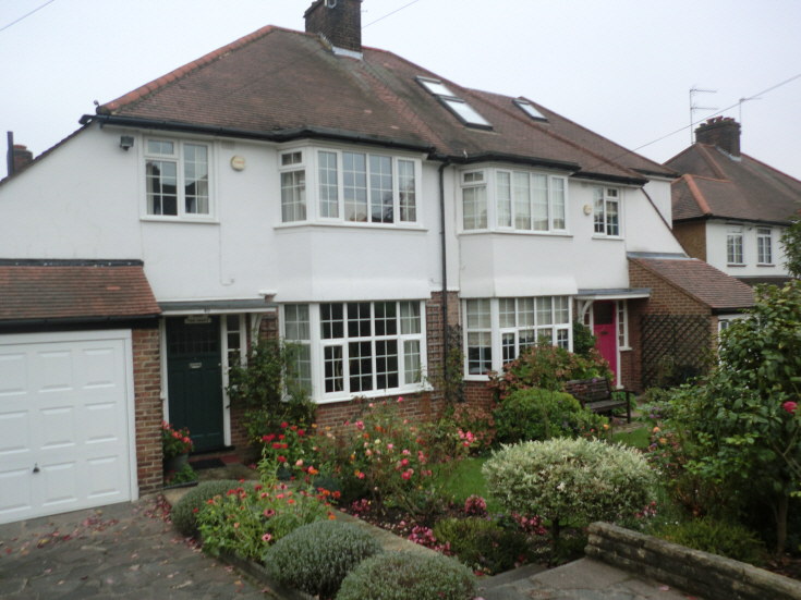 Friars Avenue, N20