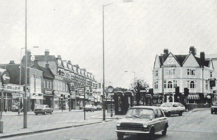 High Road, North Finchley