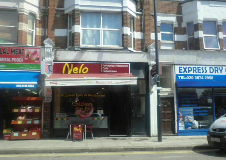 Woodhouse Road, N12