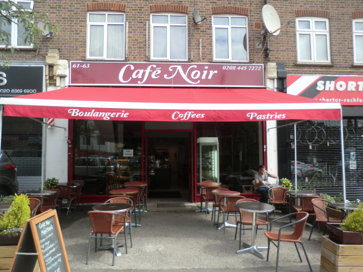 Woodhouse Road, N12