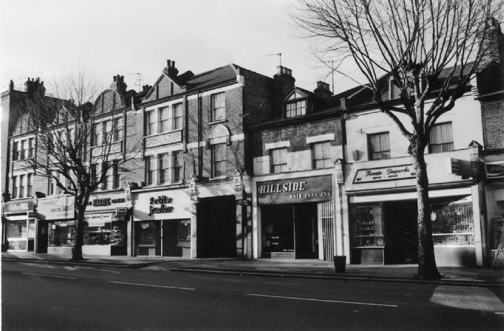 High Road, North Finchley