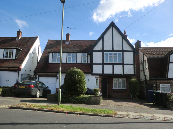 Friern and Finchley Photo Archive Manor Drive, N20