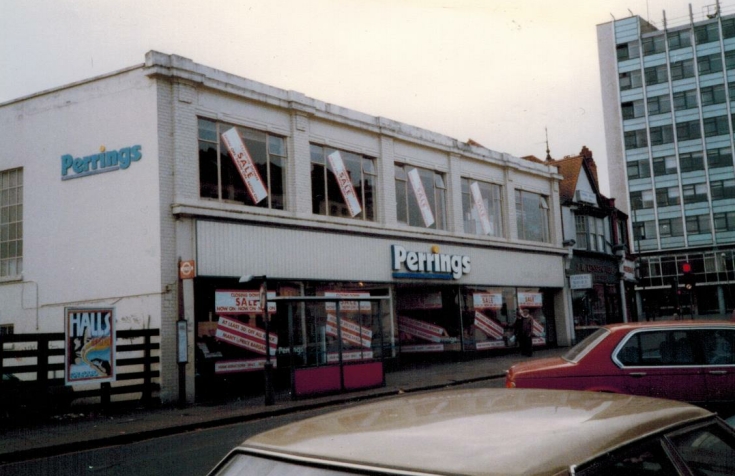 Woodhouse Road, N12