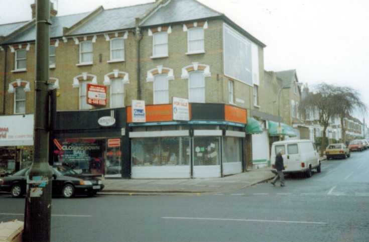High Road, North Finchley