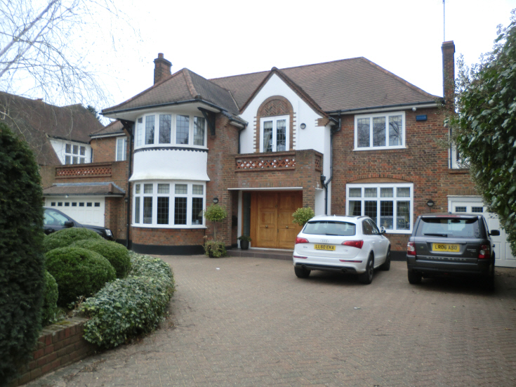 Oakleigh Park North